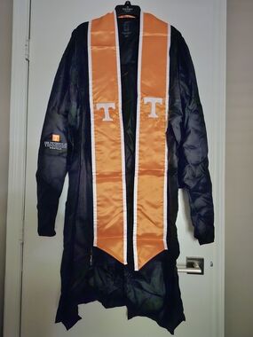 University of Tennessee Knoxville Black & Orange Graduation Set